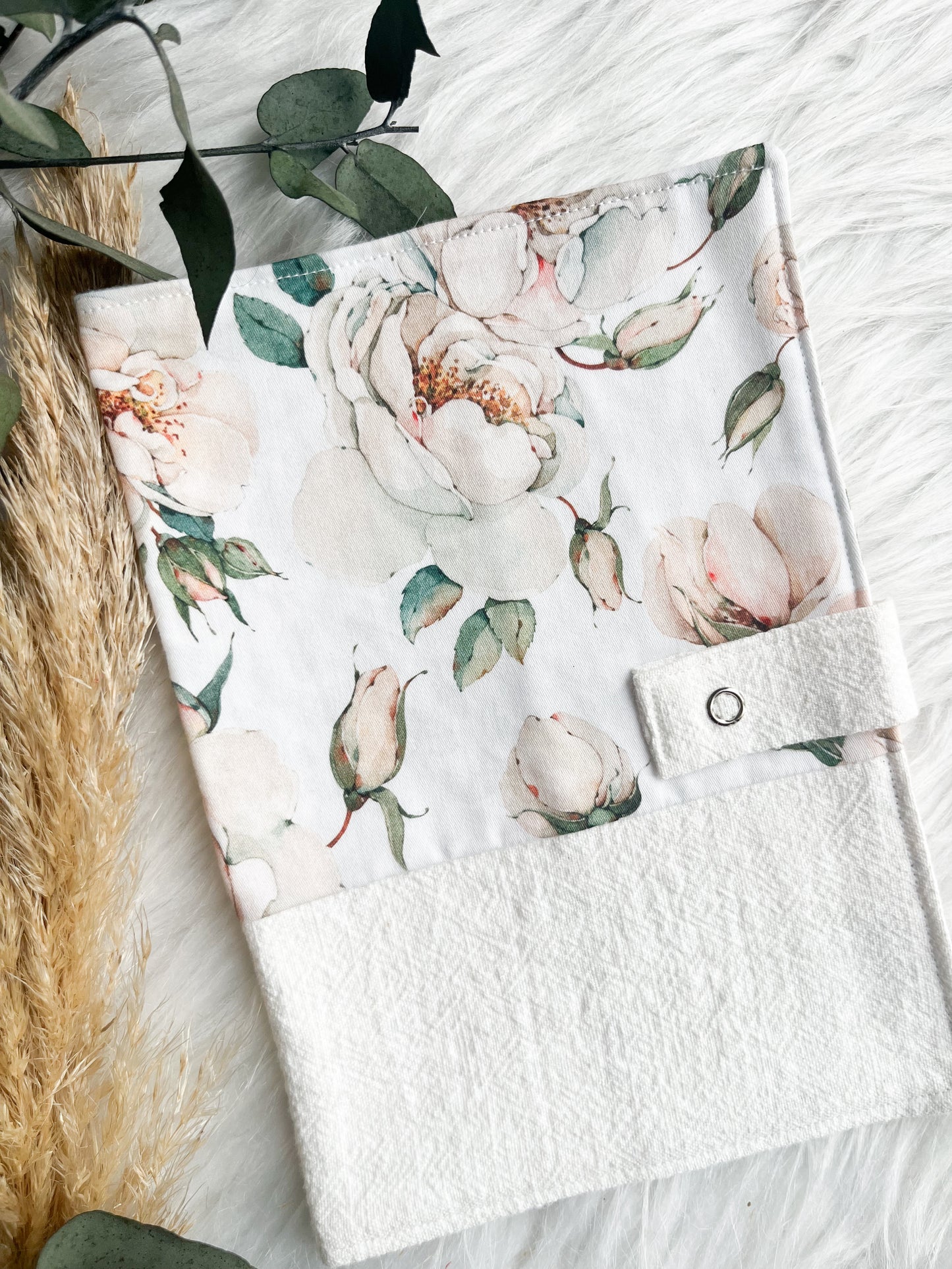 Protège carnet de santé personnalisable en coton - Fleurs blanches - Monmini