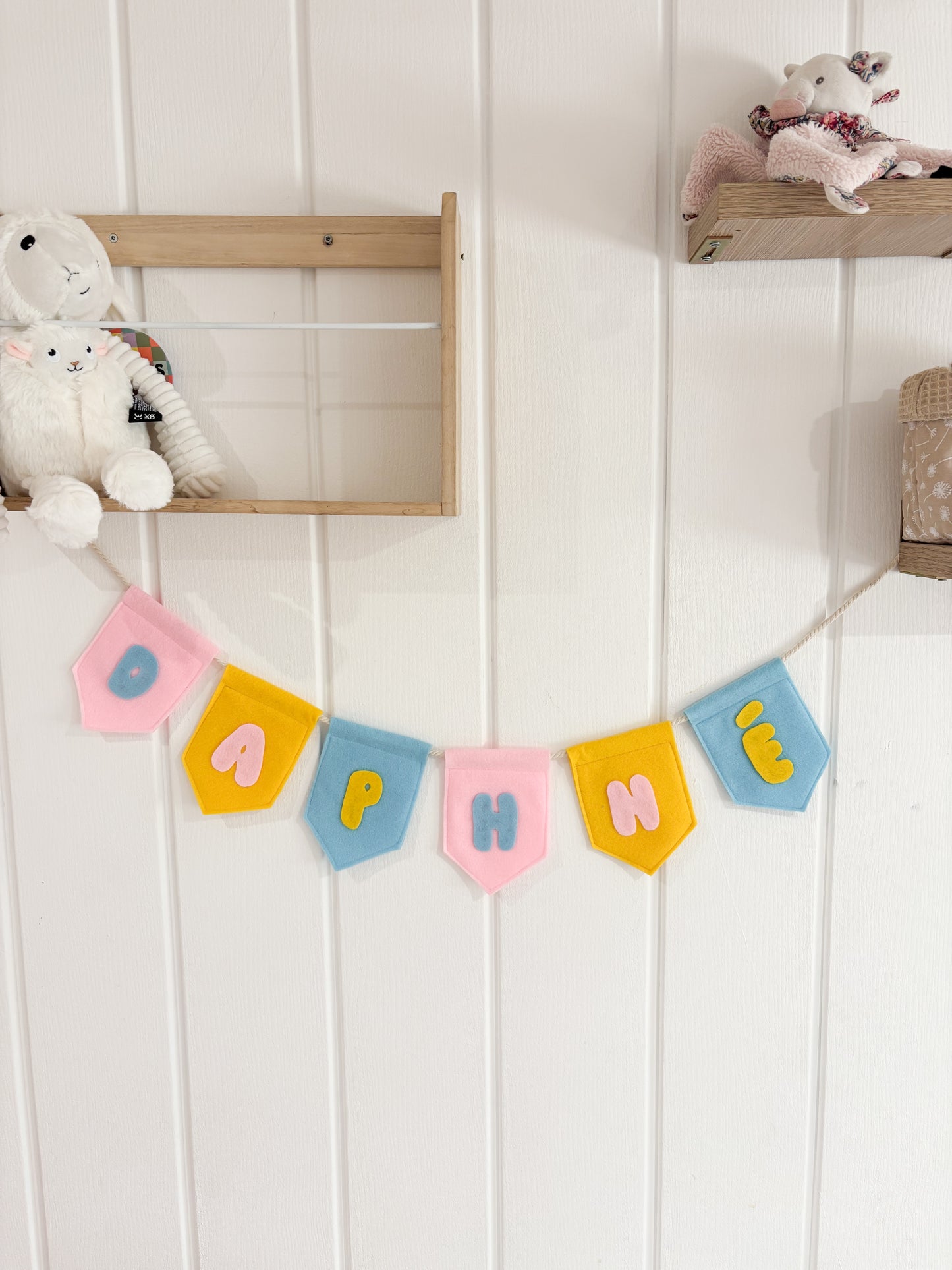 Guirlande de fanion personnalisee en feutrine