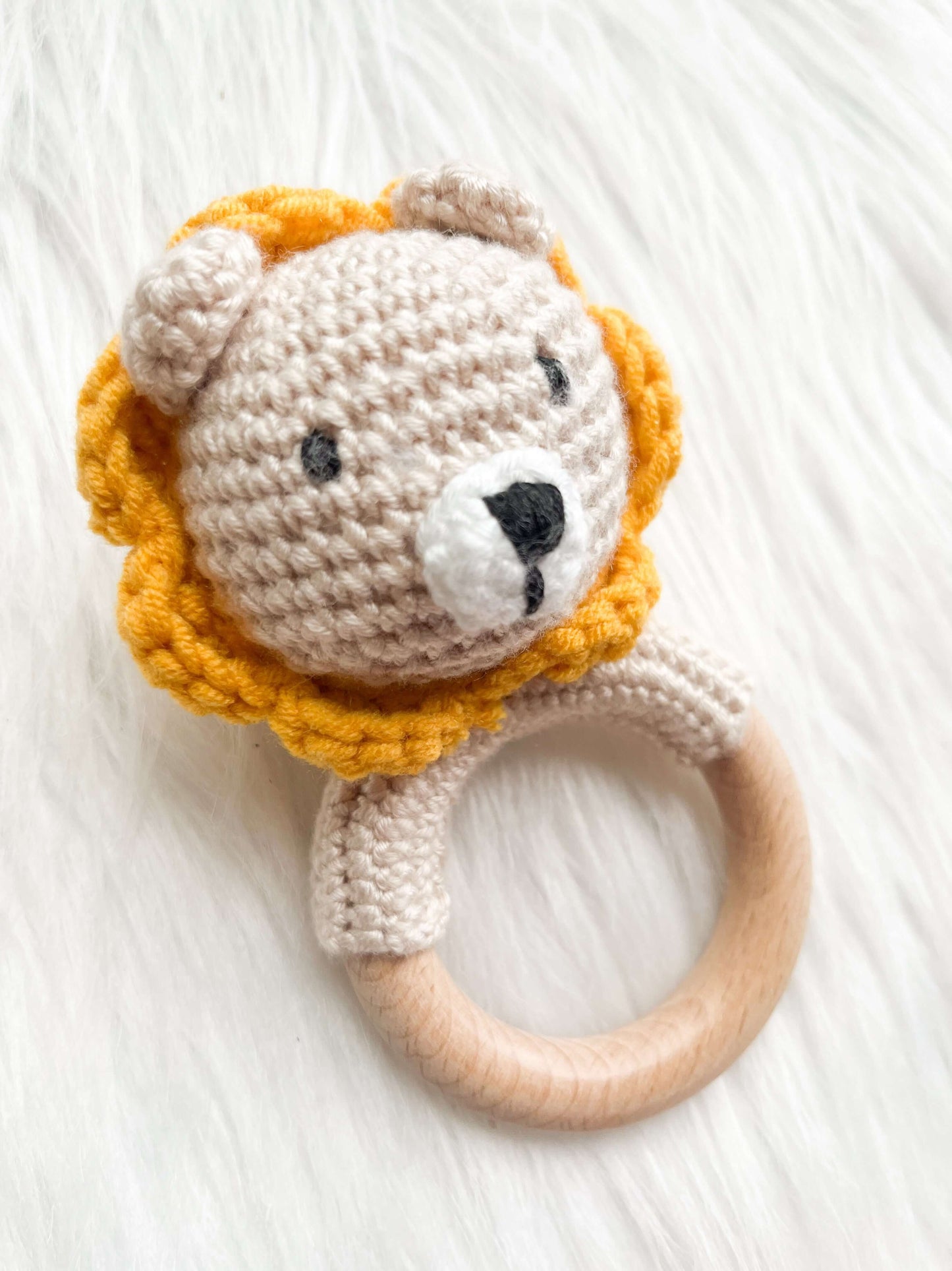 Hochet en crochet - Lion - Monmini