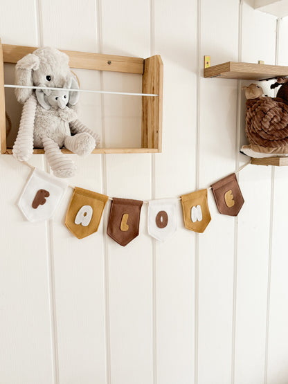 Guirlande de fanion personnalisee en feutrine