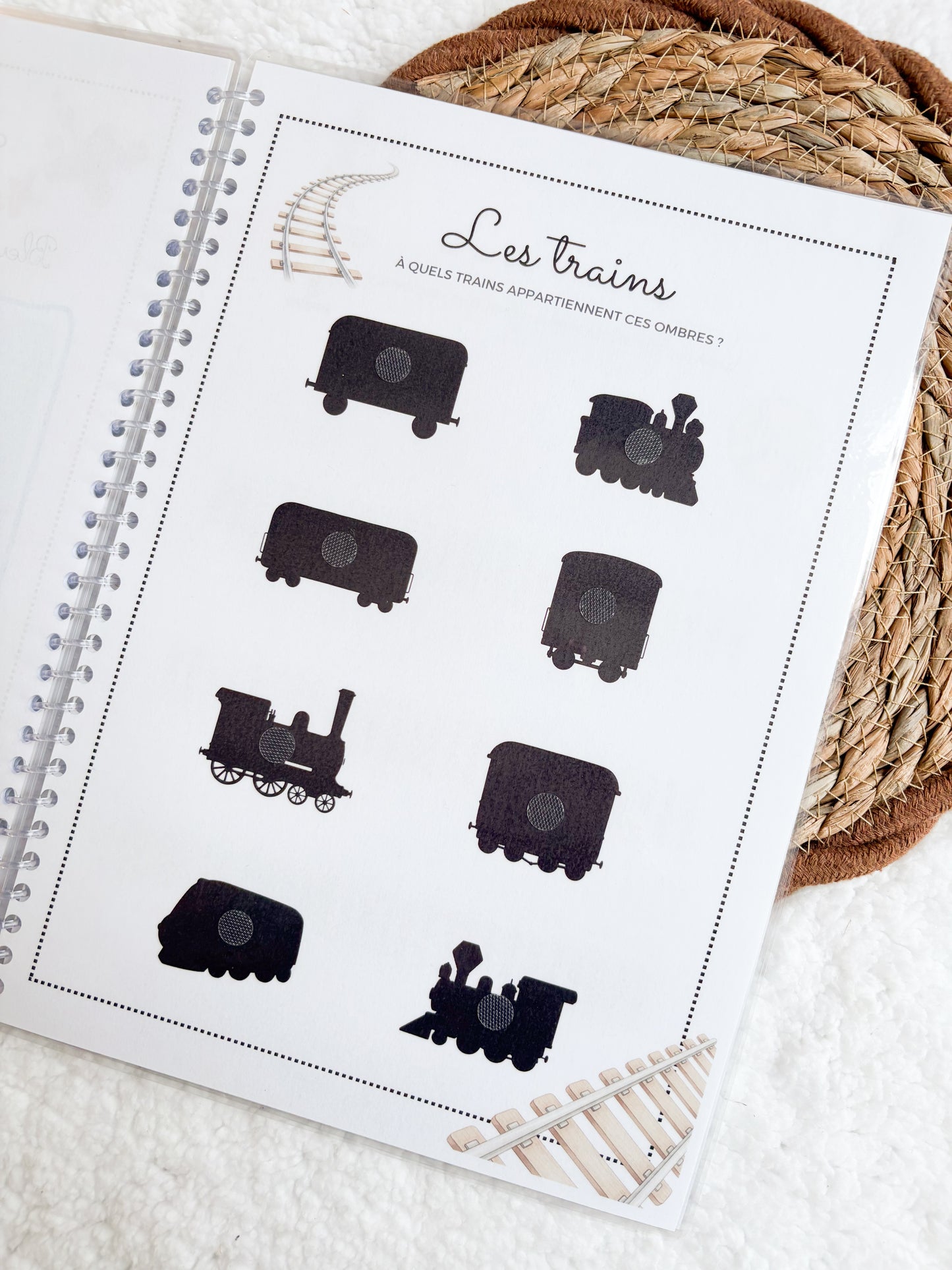 Livret d’activités dès 18 mois - Les véhicules - Monmini