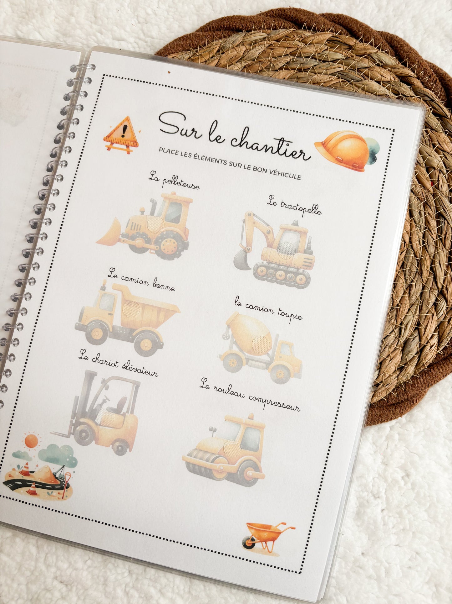 Livret d’activités dès 18 mois - Les véhicules - Monmini